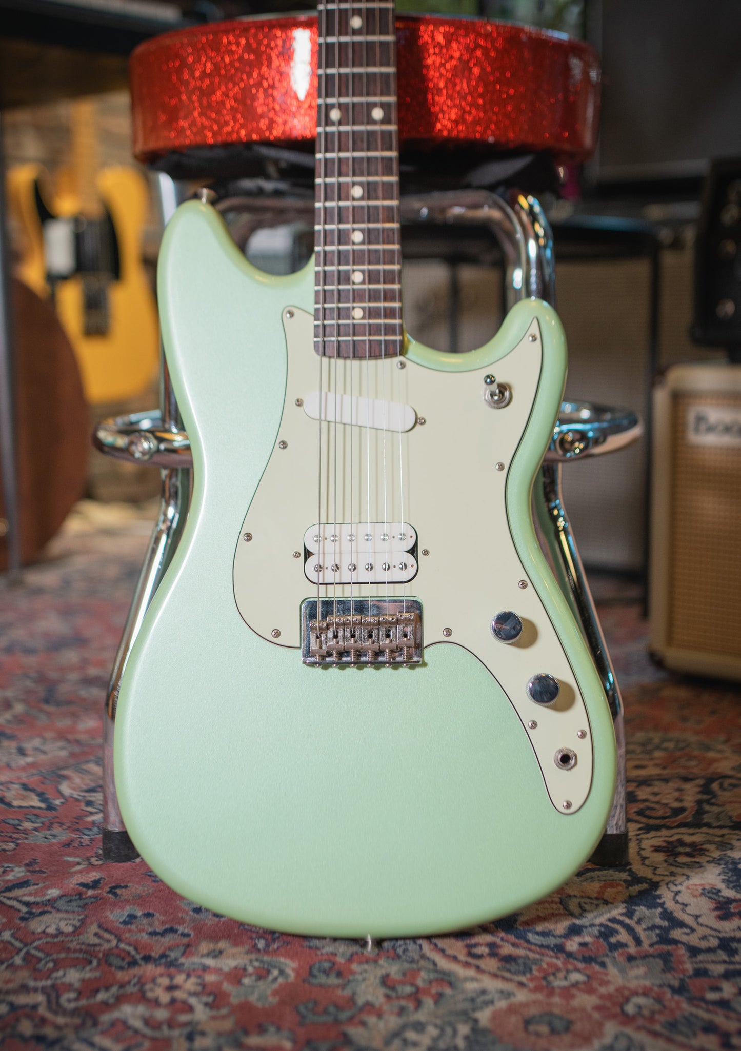 Fender Player Duo-Sonic HS Surf Pearl usada año 2016 (incluye hardcase) - Guitarra eléctrica