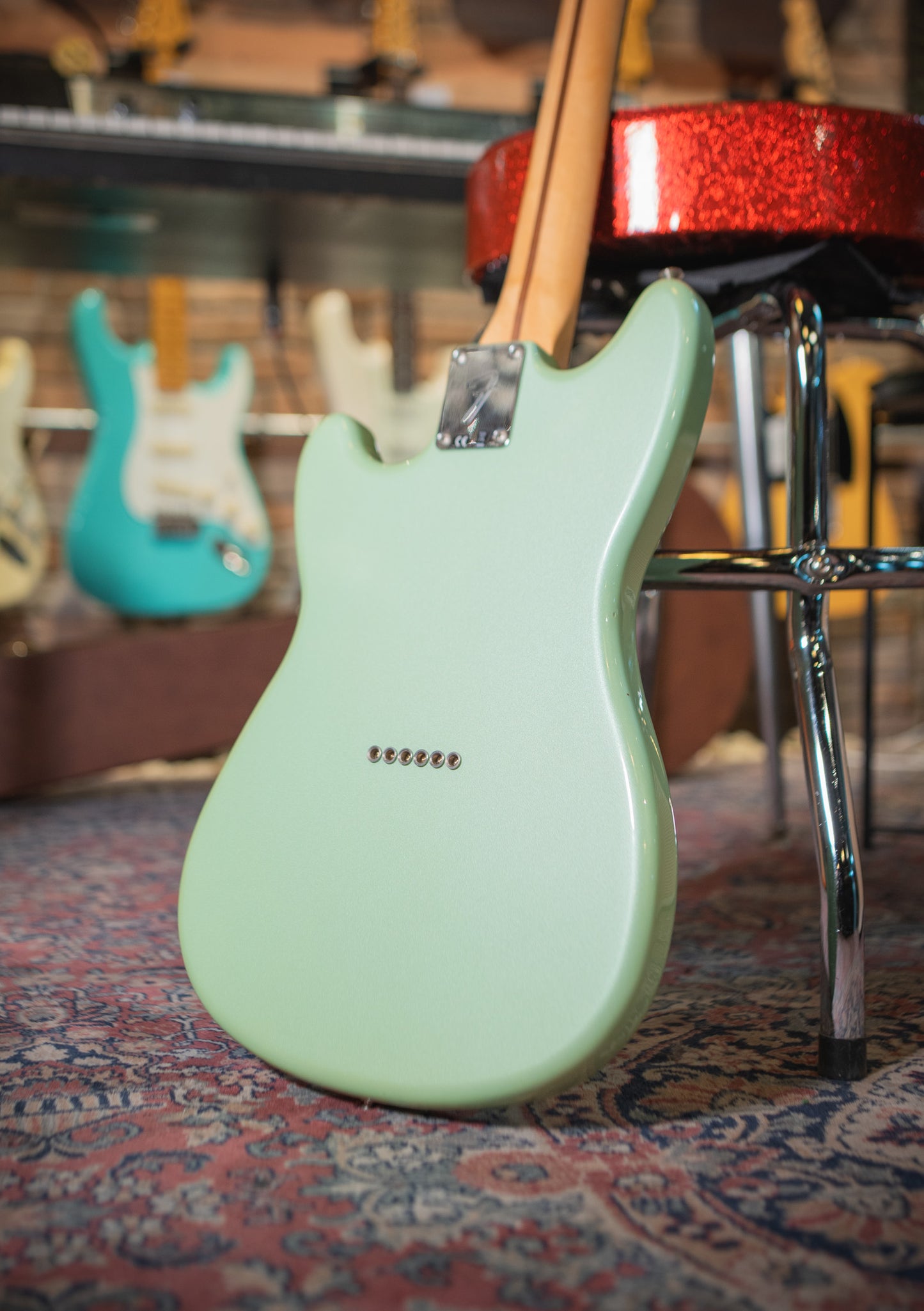 Fender Player Duo-Sonic HS Surf Pearl usada año 2016 (incluye hardcase) - Guitarra eléctrica