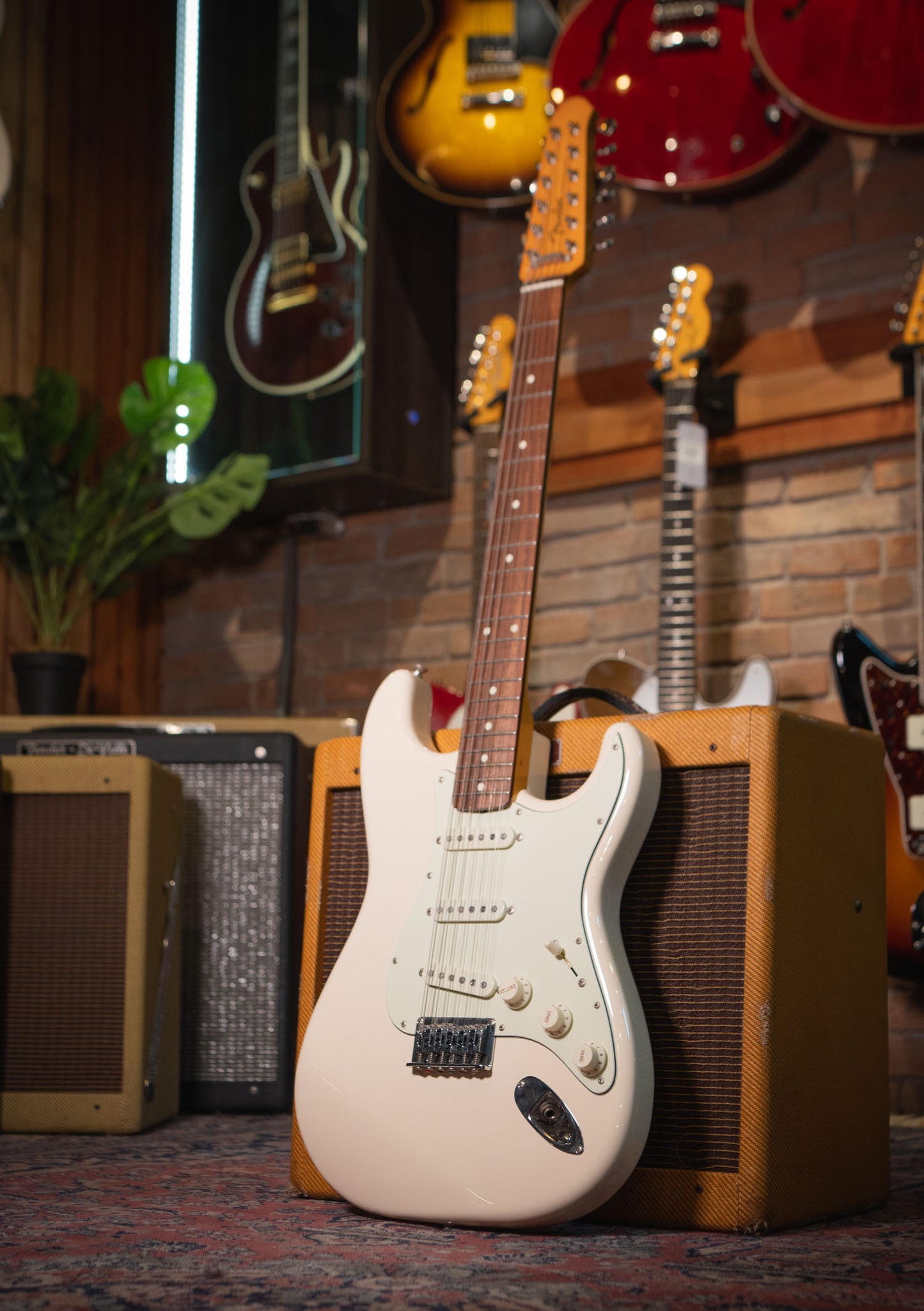 Fender FSR Traditional Stratocaster XII 12 Cuerdas Olympic White usada (incluye funda) - Guitarra eléctrica