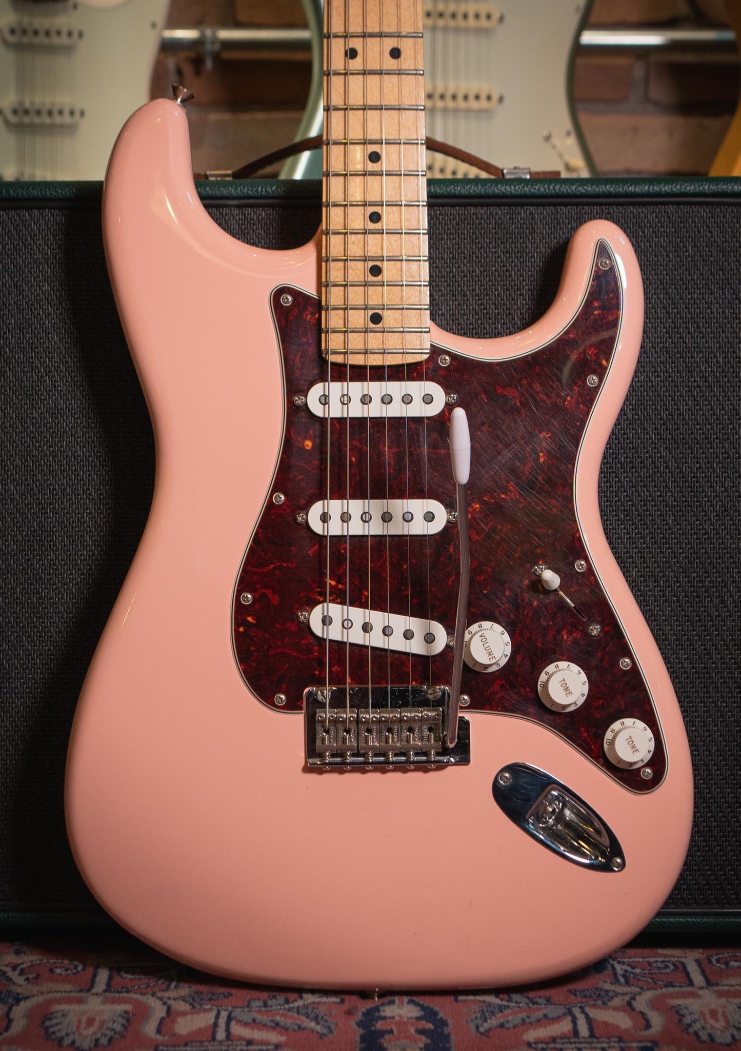 Fender Limited Edition Player Stratocaster® Shell Pink usada año 2019 (incluye funda) - Guitarra eléctrica