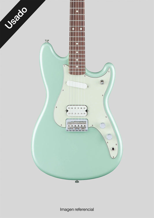 Fender Player Duo-Sonic HS Surf Pearl usada año 2016 (incluye hardcase) - Guitarra eléctrica