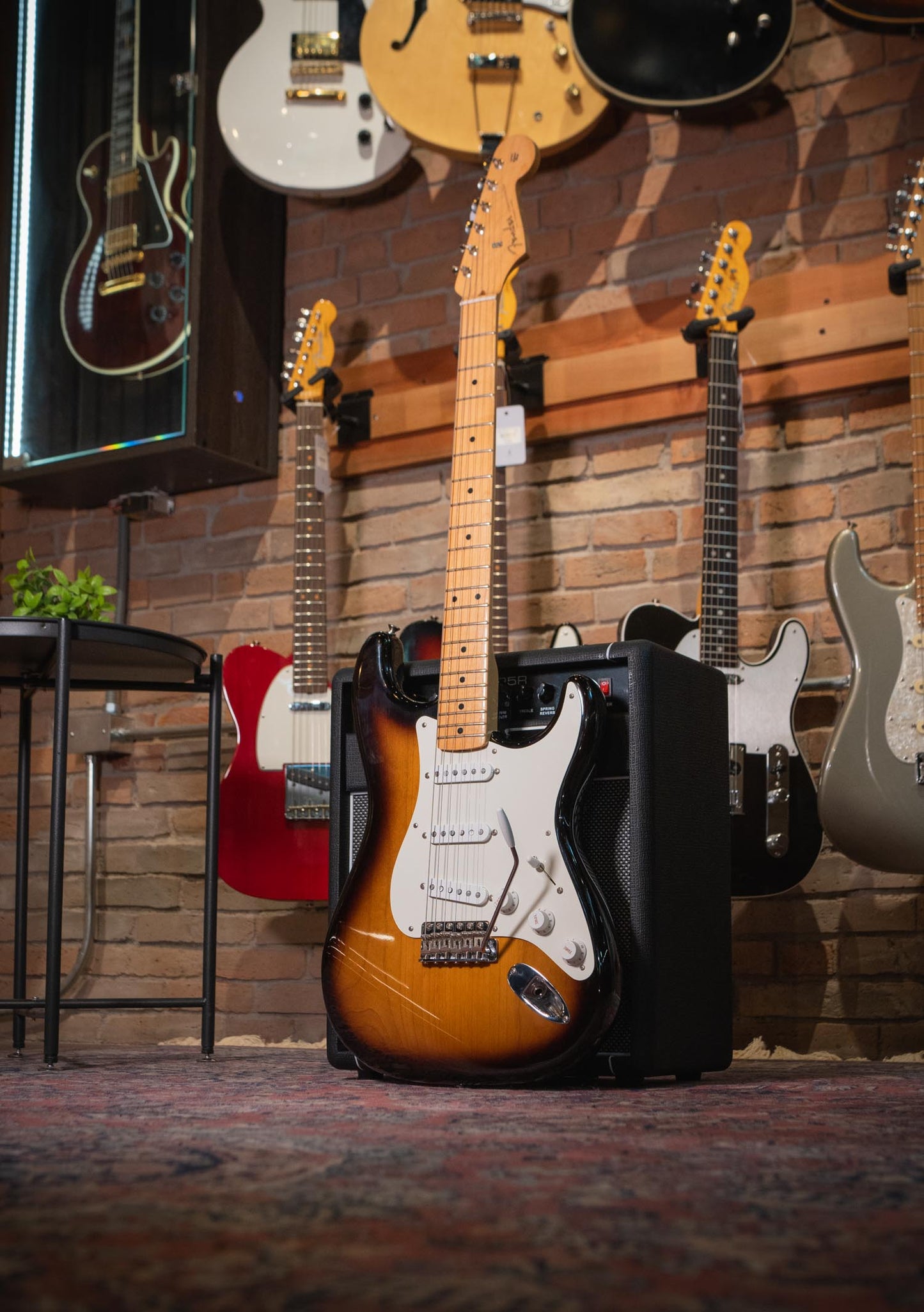 Fender American Original Stratocaster 2 color sunburst usada año 2019 - Guitarra eléctrica