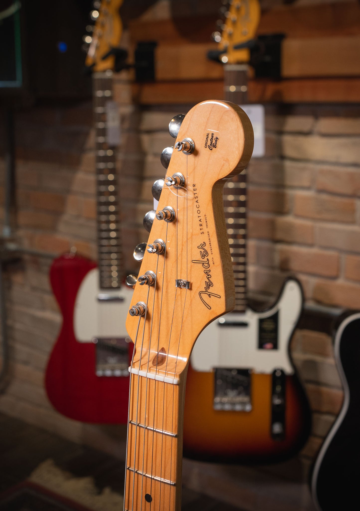 Fender American Original Stratocaster 2 color sunburst usada año 2019 - Guitarra eléctrica
