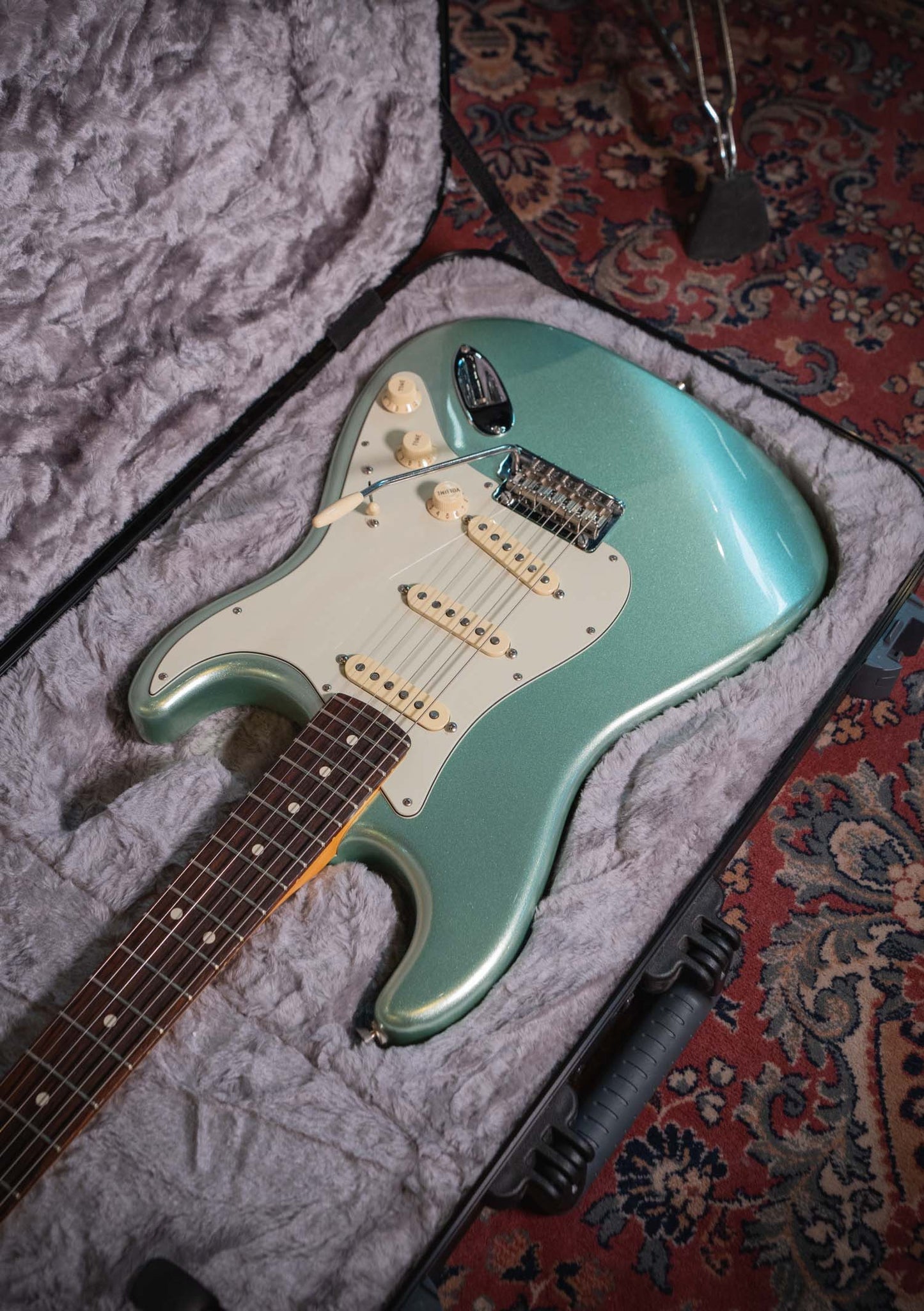 Fender American Professional II Stratocaster®  Mystic Surf Green usada año 2021 (incluye hardcase) - Guitarra eléctrica