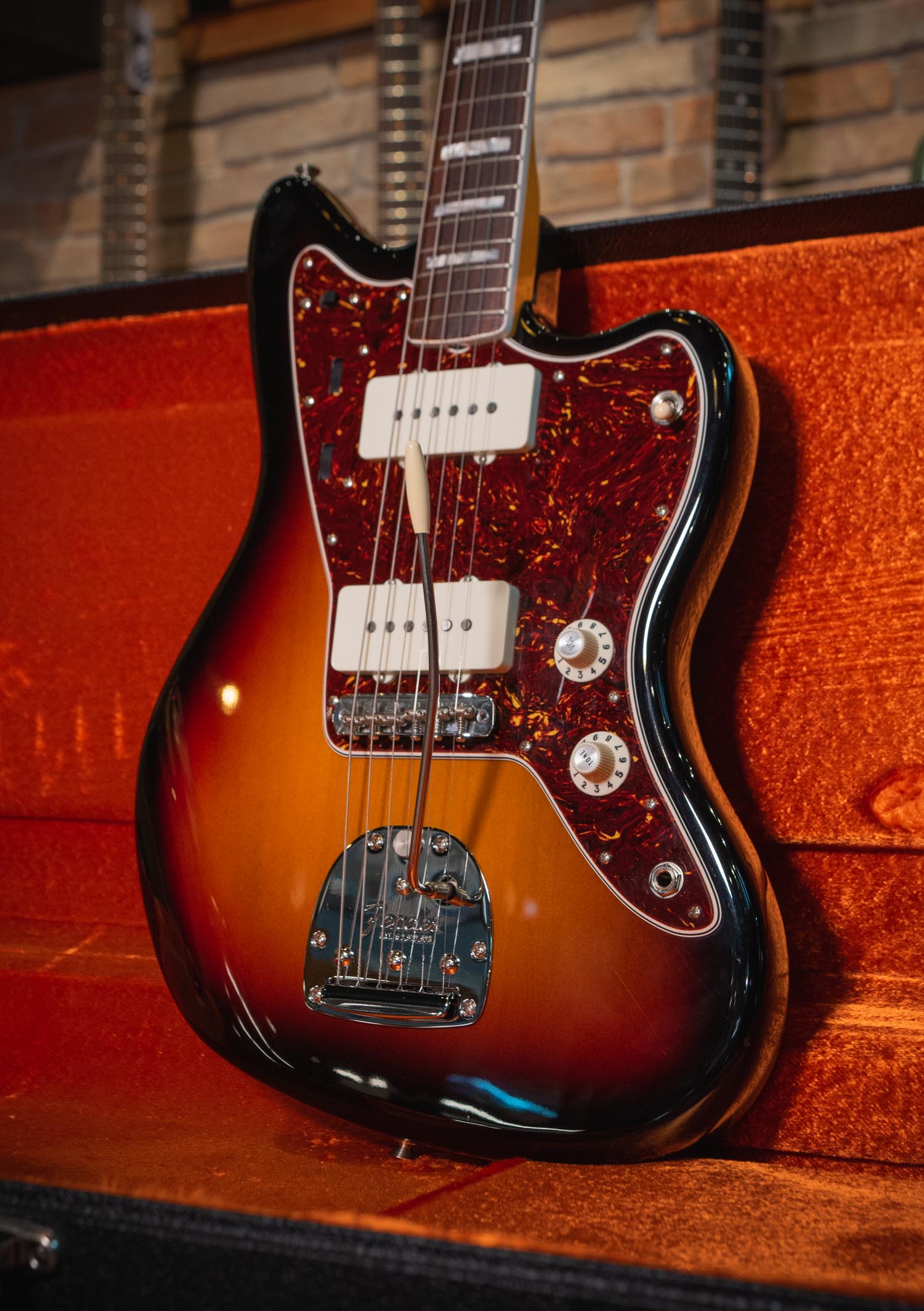 Fender Jazzmaster 1966 Sunburst usada en excelente estado, timbre