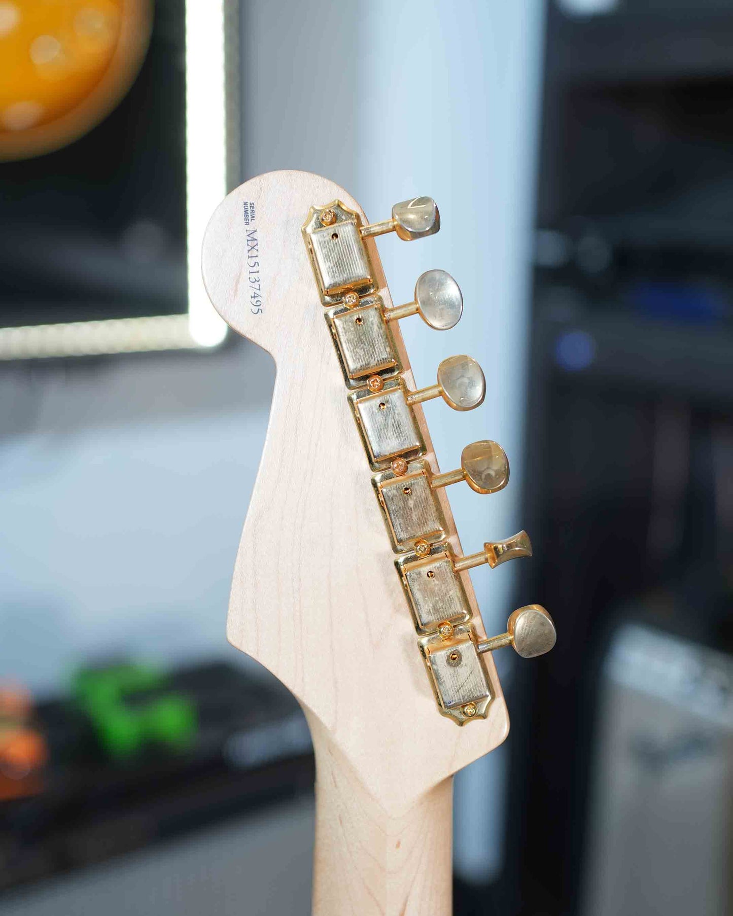 Fender Deluxe Players Stratocaster 3-color sunburst usada año 2015 incluye case - Guitarra eléctrica