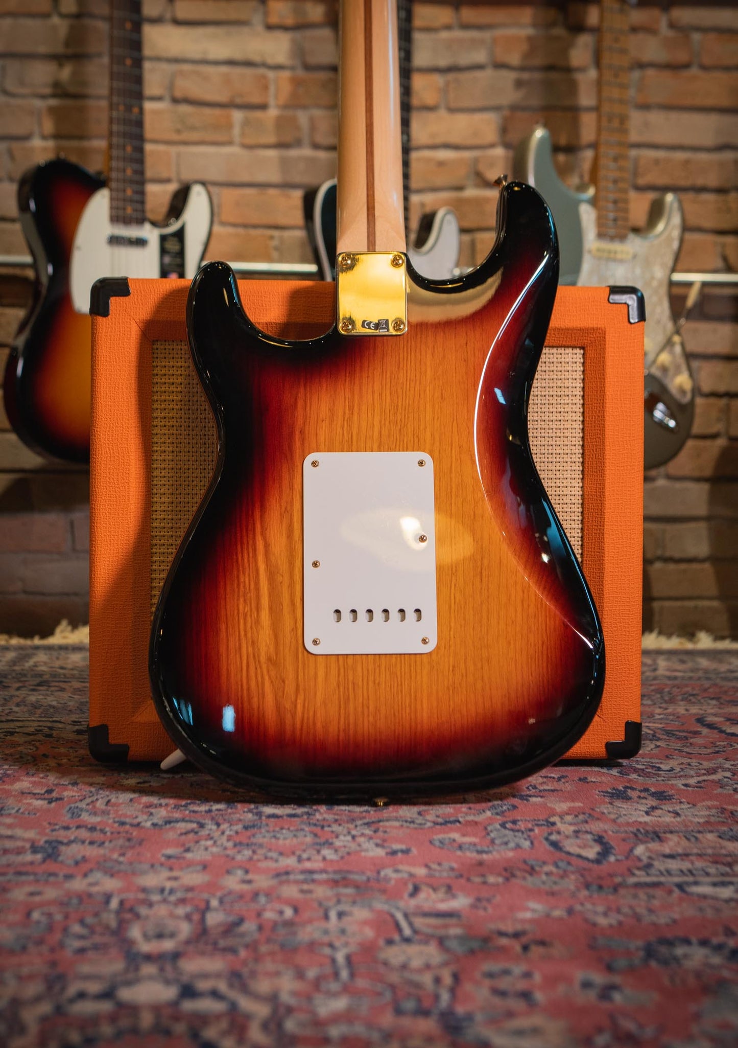 Fender Deluxe Players Stratocaster 3-color sunburst usada año 2015 incluye case - Guitarra eléctrica