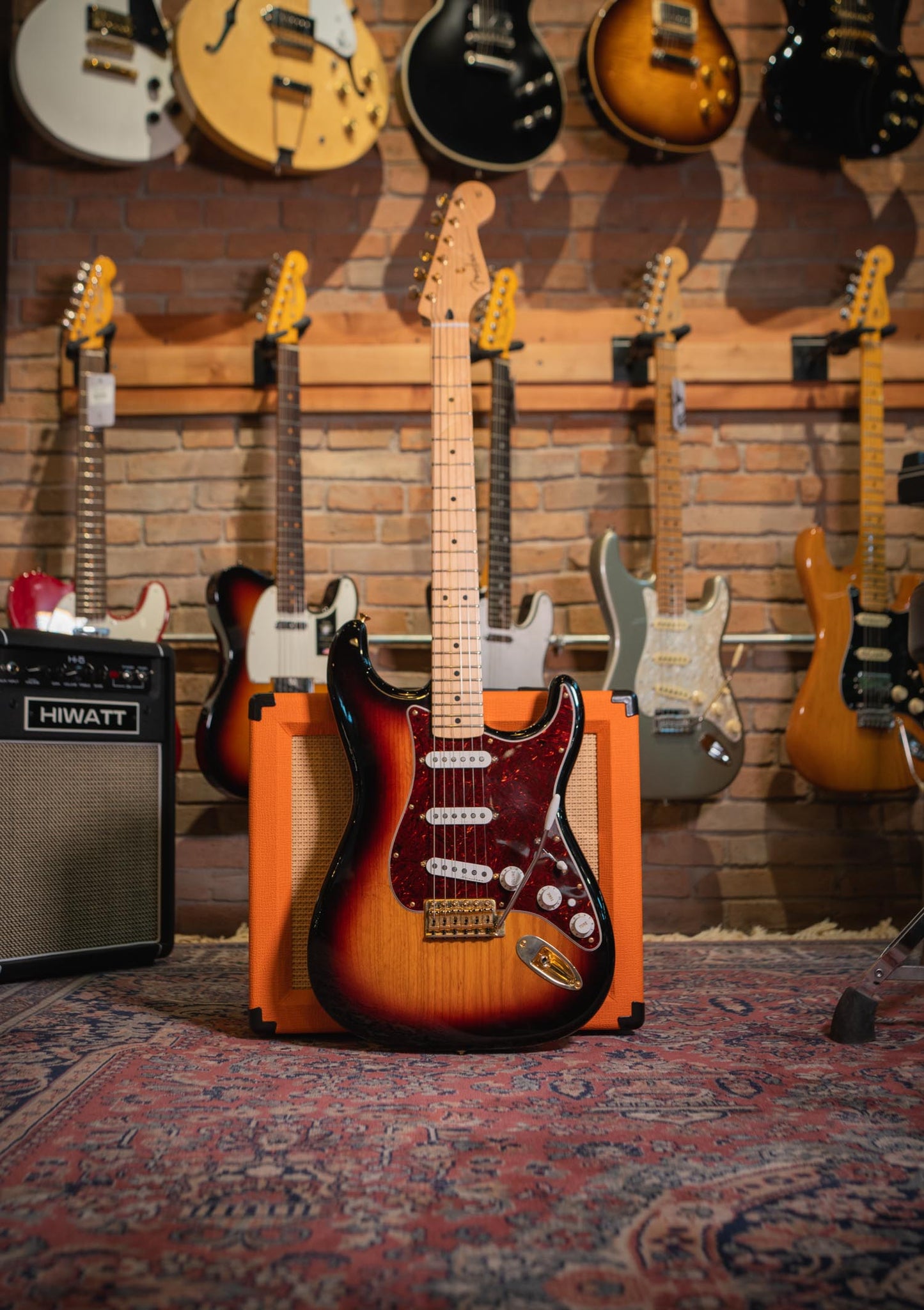 Fender Deluxe Players Stratocaster 3-color sunburst usada año 2015 incluye case - Guitarra eléctrica