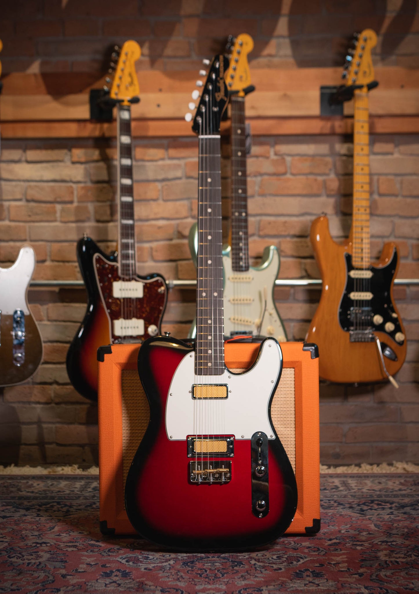 Fender Gold Foil Telecaster® Candy Apple Burst usada año 2022 (incluye hardcase) - Guitarra eléctrica