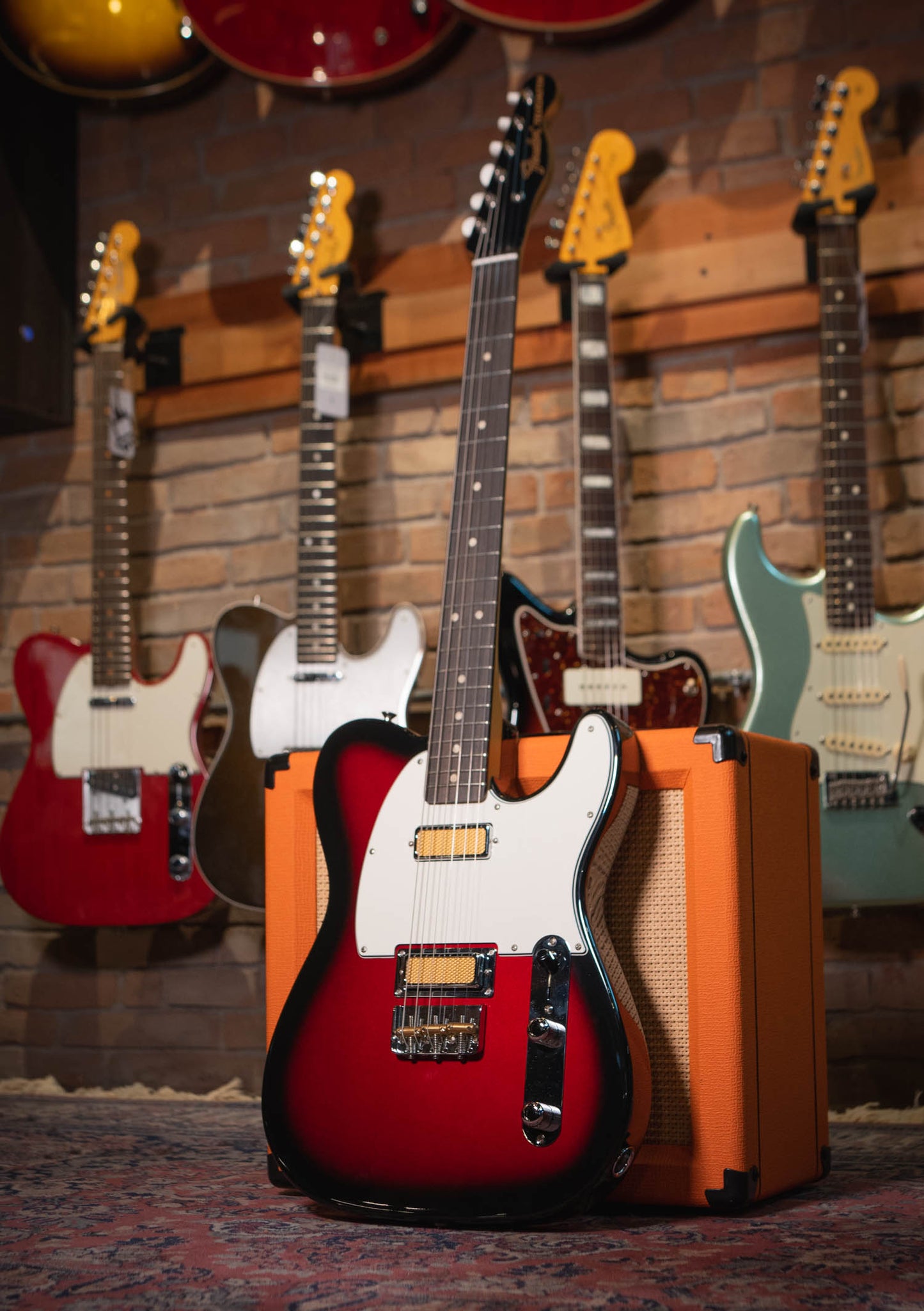 Fender Gold Foil Telecaster® Candy Apple Burst usada año 2022 (incluye hardcase) - Guitarra eléctrica