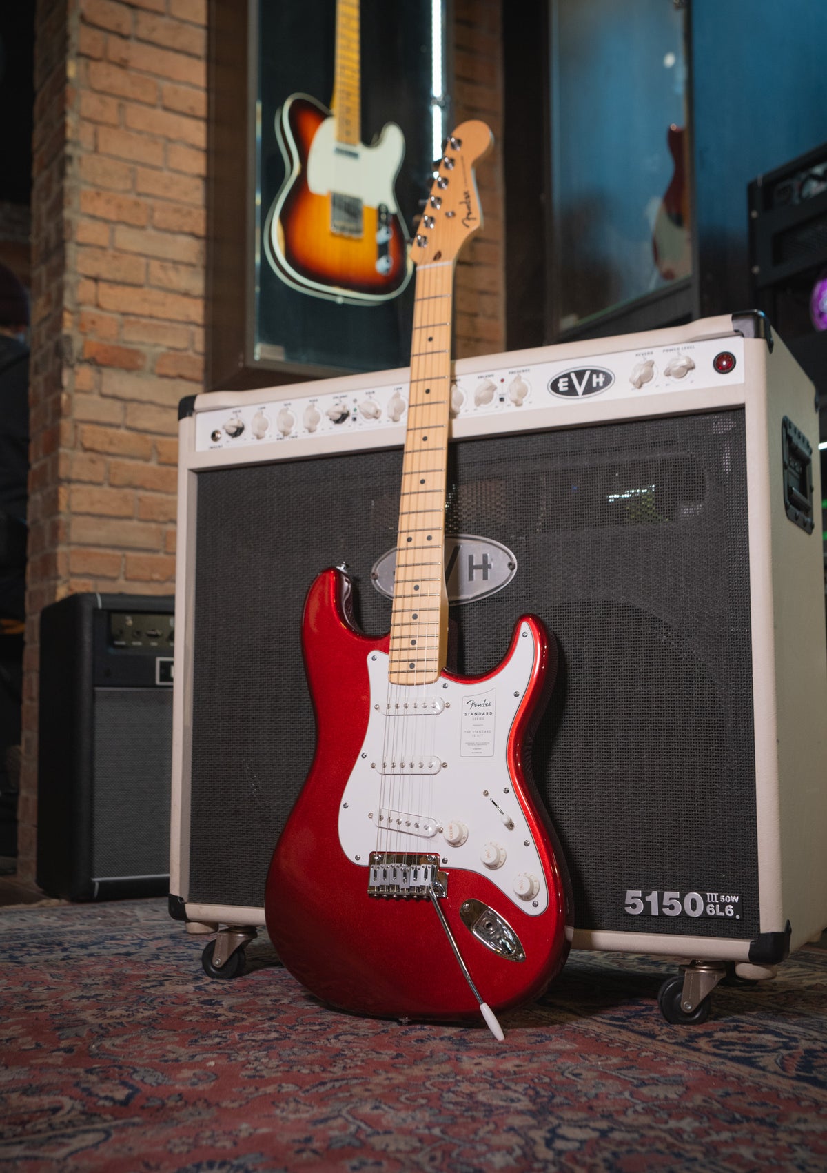 Fender Standard Stratocaster Candy Cola  - Guitarra eléctrica