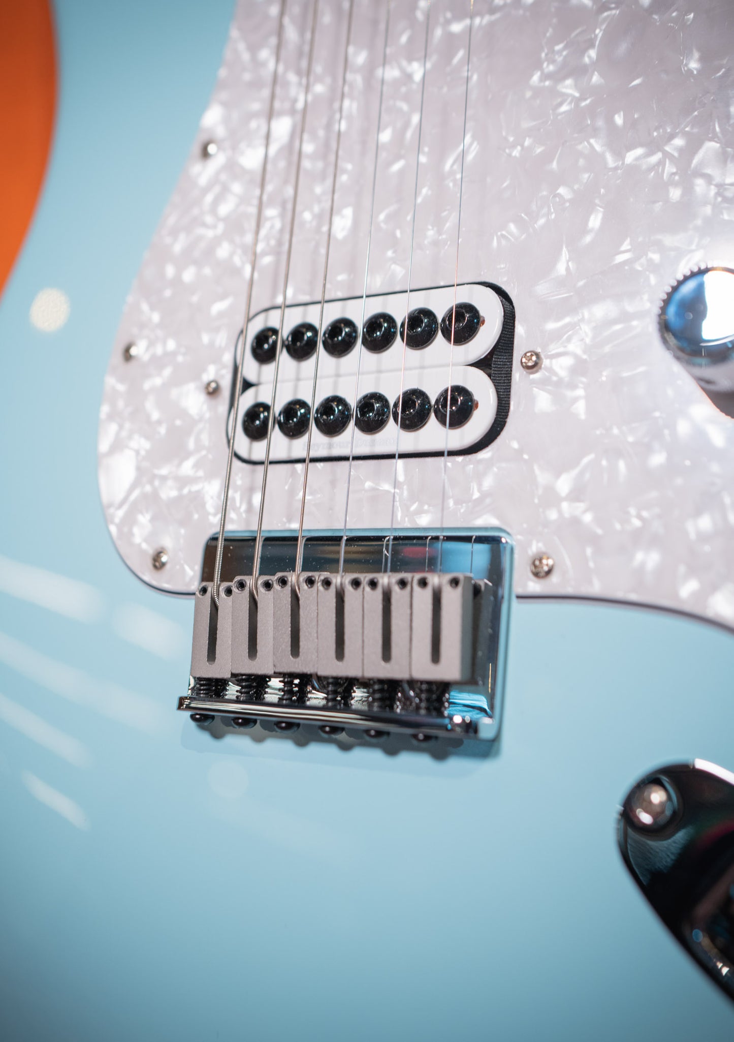Fender Tom DeLonge Stratocaster® Daphne Blue usada año 2023 - Guitarra eléctrica
