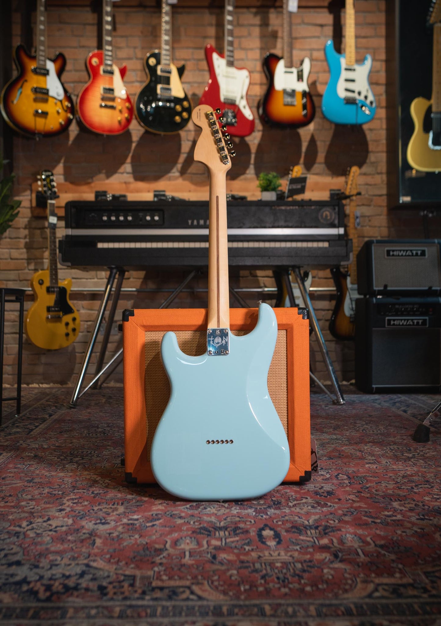 Fender Tom DeLonge Stratocaster® Daphne Blue usada año 2023 - Guitarra eléctrica
