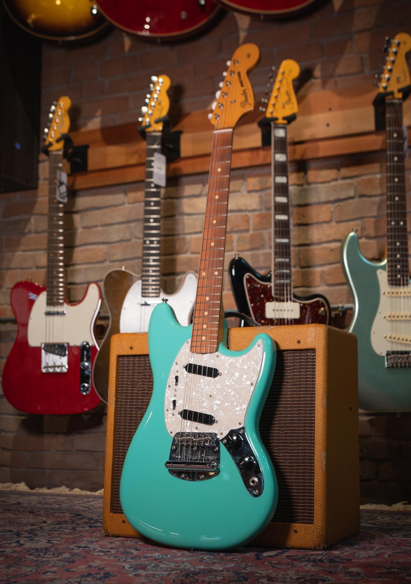 Fender Vintera® 60s Mustang® Pau Ferro Sea Foam Green usada año 2023 (incluye funda) - Guitarra eléctrica