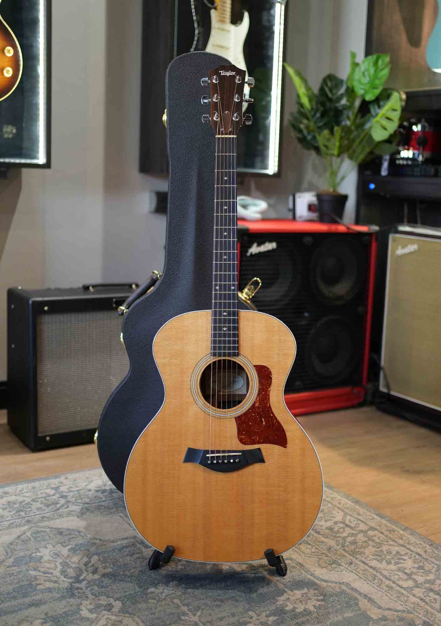 Taylor 214DLX electroacústica fishman Matrix infinity pickup usada año 2015 - Guitarra electroacústica