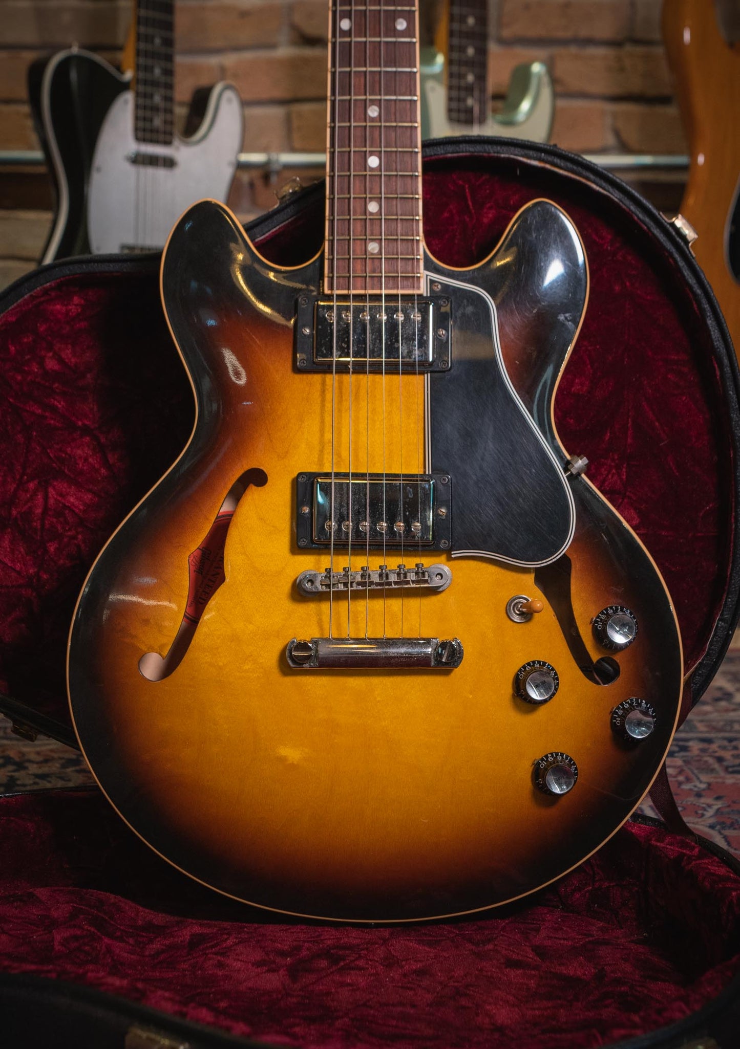 Gibson ES-339 Custom Shop Sunburst usada (incluye hardcase) - Guitarra eléctrica