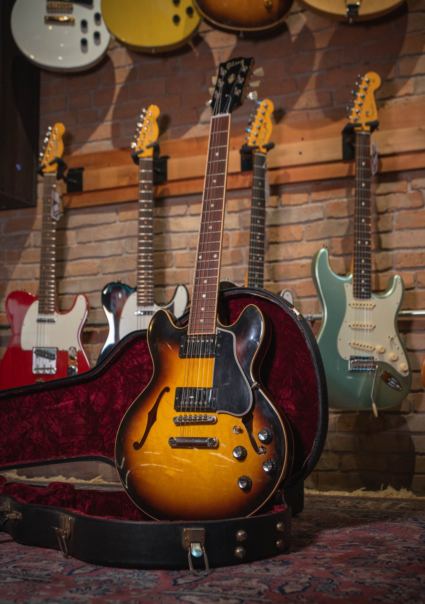 Gibson ES-339 Custom Shop Sunburst usada (incluye hardcase) - Guitarra eléctrica