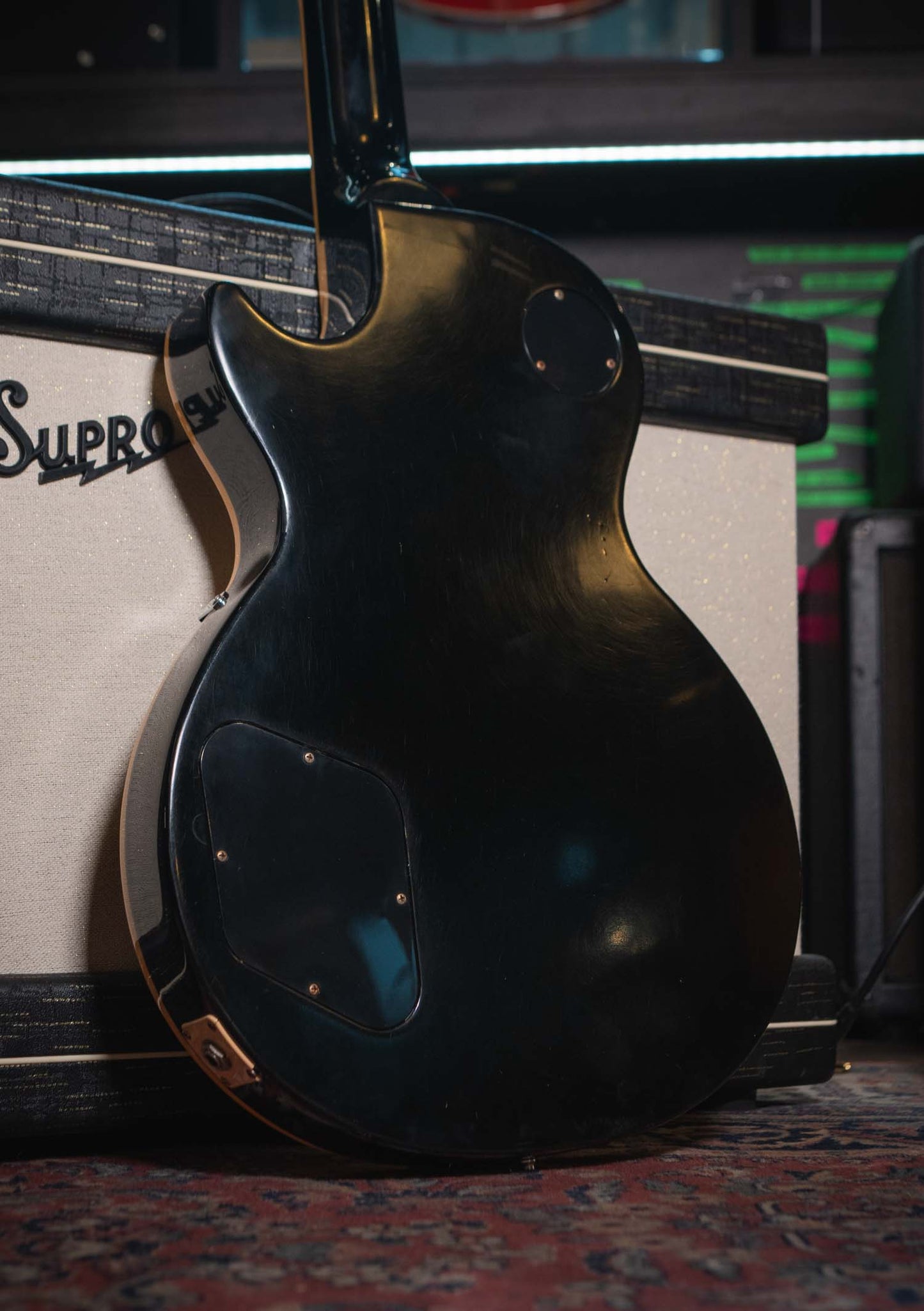 Gibson Les Paul Classic Ebony usada año 2008 (incluye hardcase) - Guitarra eléctrica