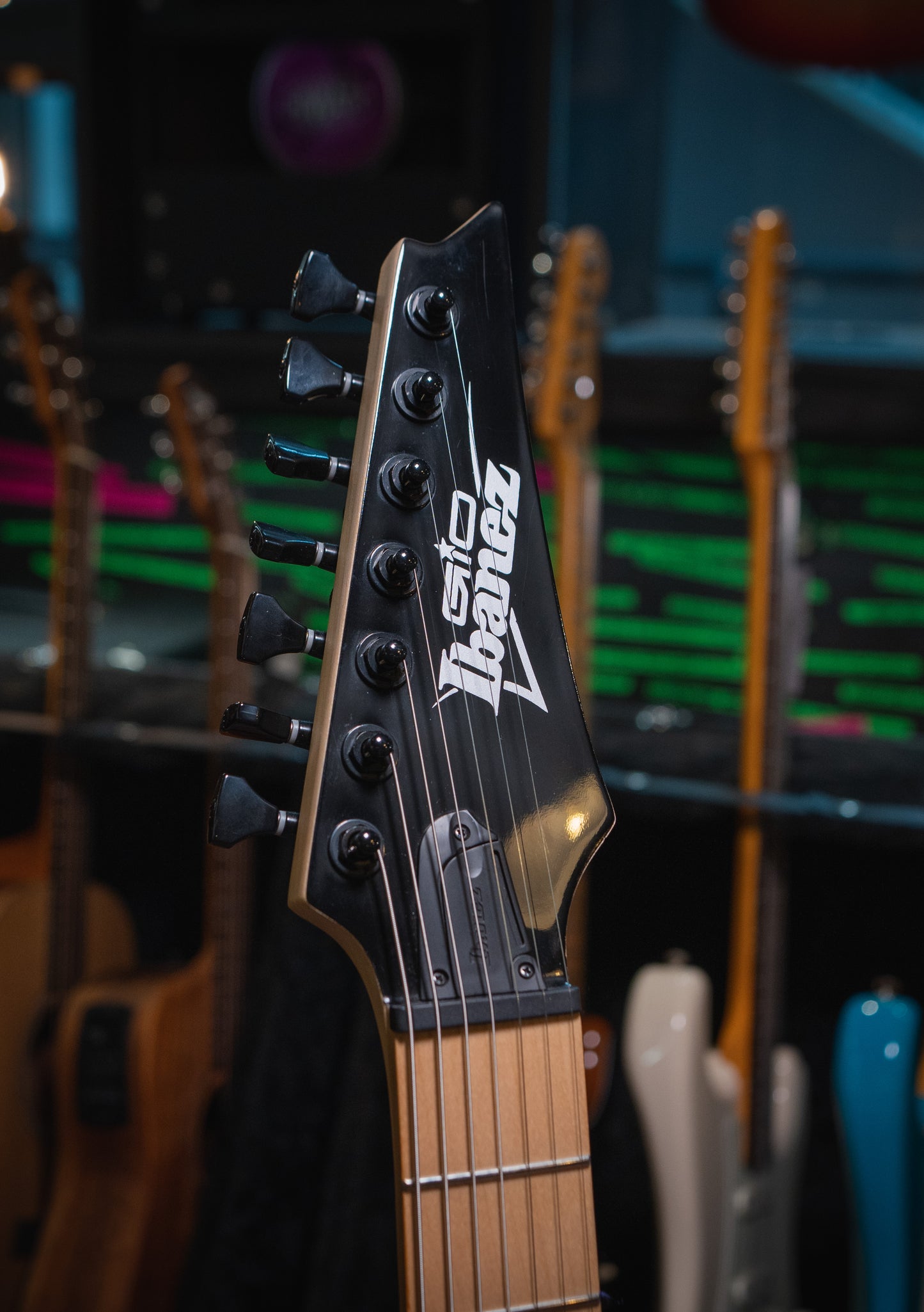 Ibanez Gio GRG7221M 7 cuerdas Metallic Light Blue usada (incluye softcase) - Guitarra eléctrica