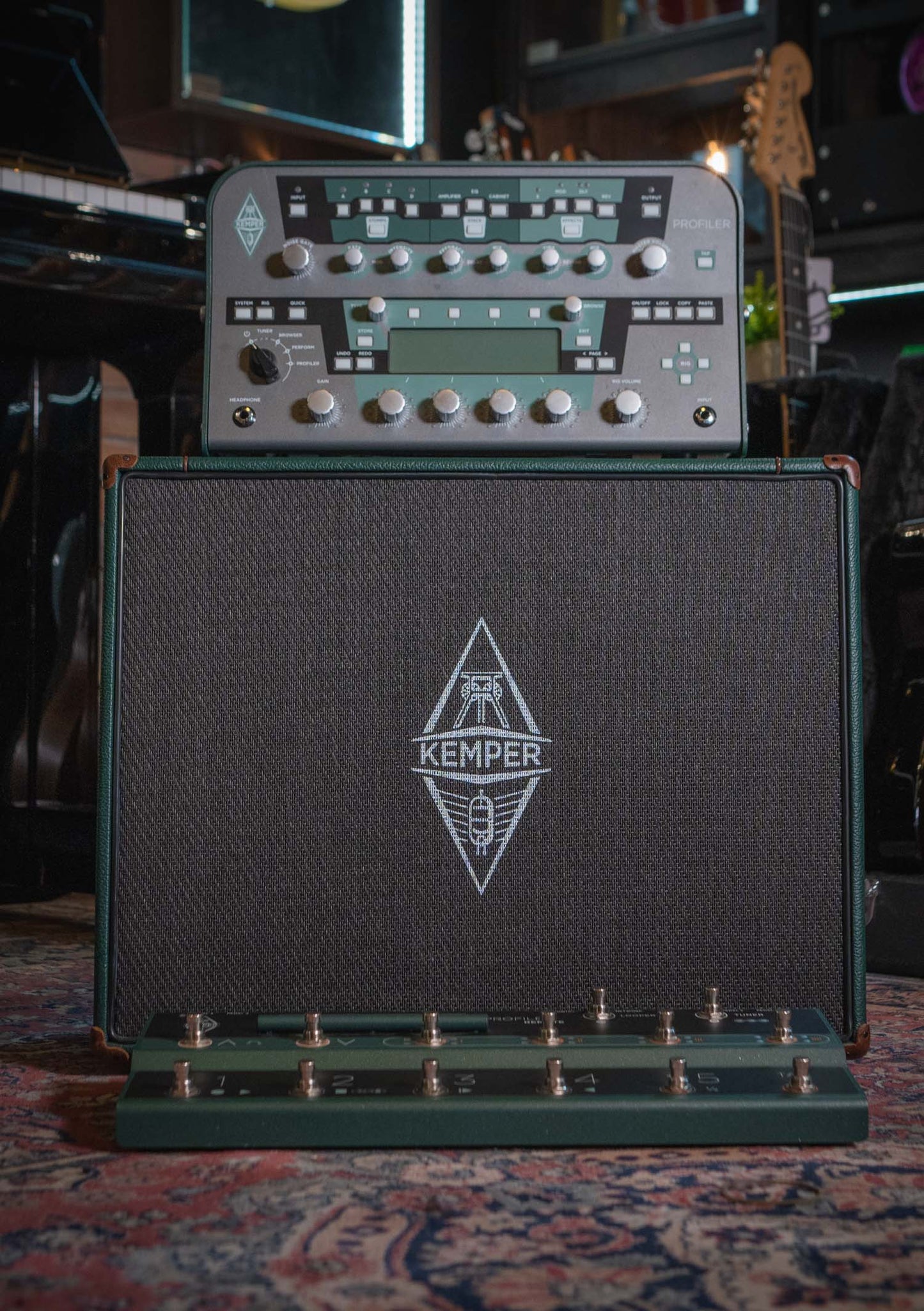 Kemper Profiler PowerHead + Profiler Remote + Kabinet 200 1x12 4 Ohms 200 Watts Pack usado (incluye funda) - Amplificador de guitarra