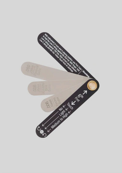 Medidor Truss Rod MusicNomad Precision Truss Rod Gauge w/Pick Capo MN600