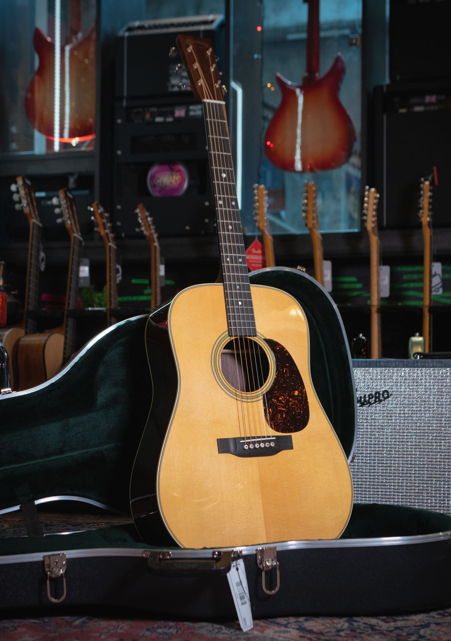 Martin D-28 Standard - Guitarra acústica