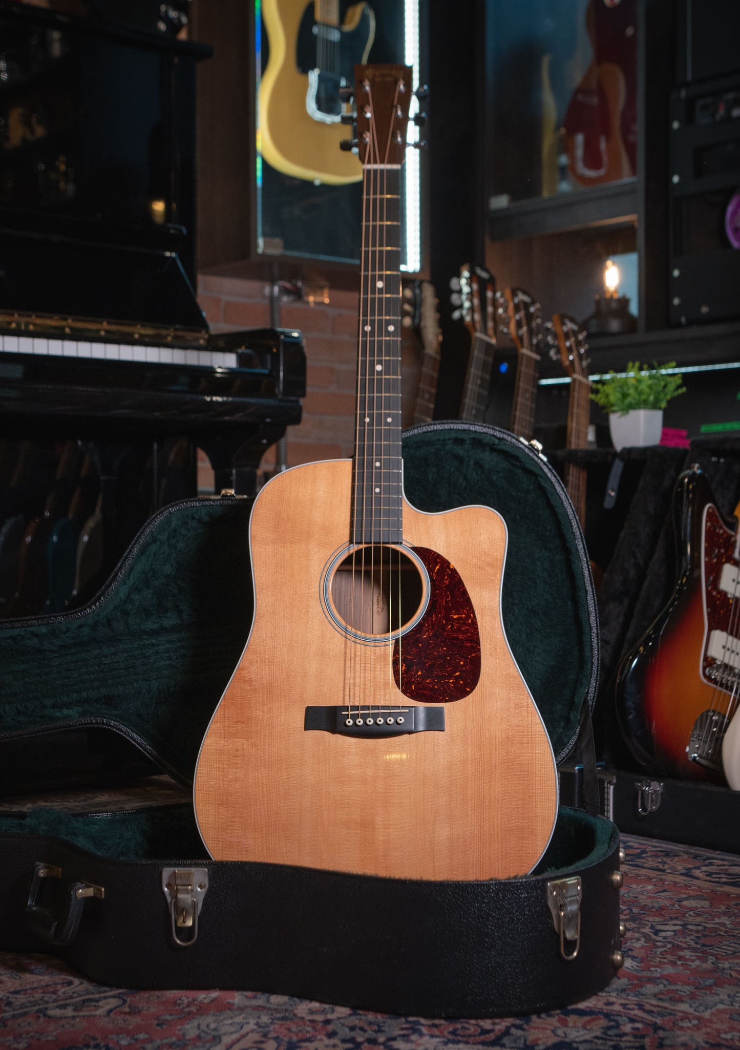 Martin DCPA4 Dreadnought Natural usada año 2016 (incluye hardcase) - Guitarra acústica