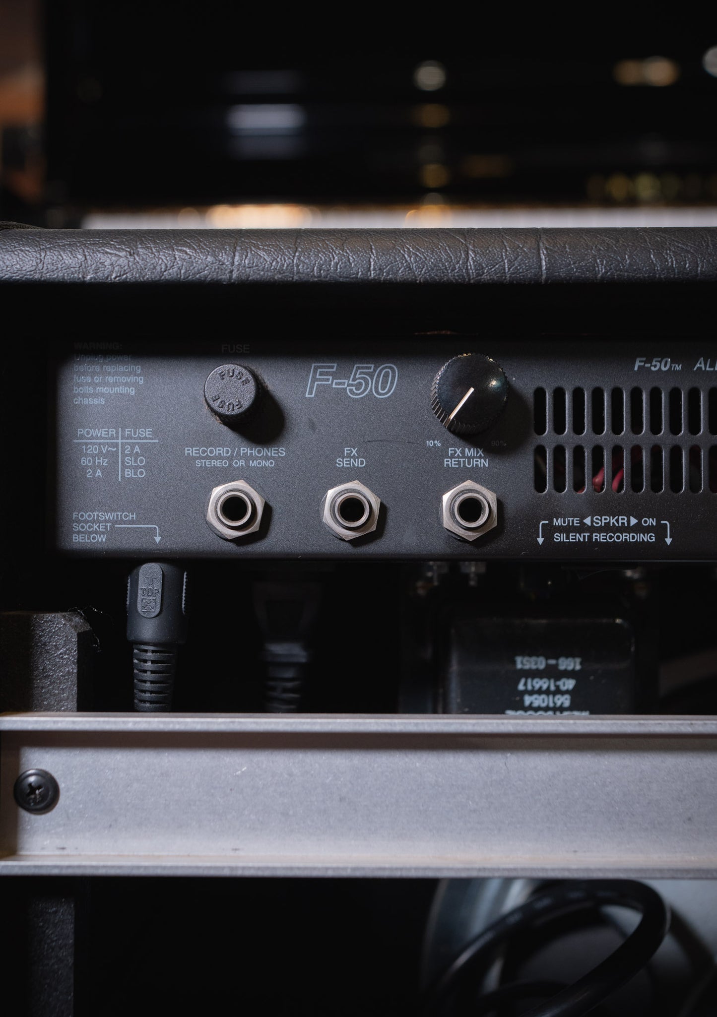 Mesa Boogie F50 Black usado (incluye funda) - Amplificador de guitarra