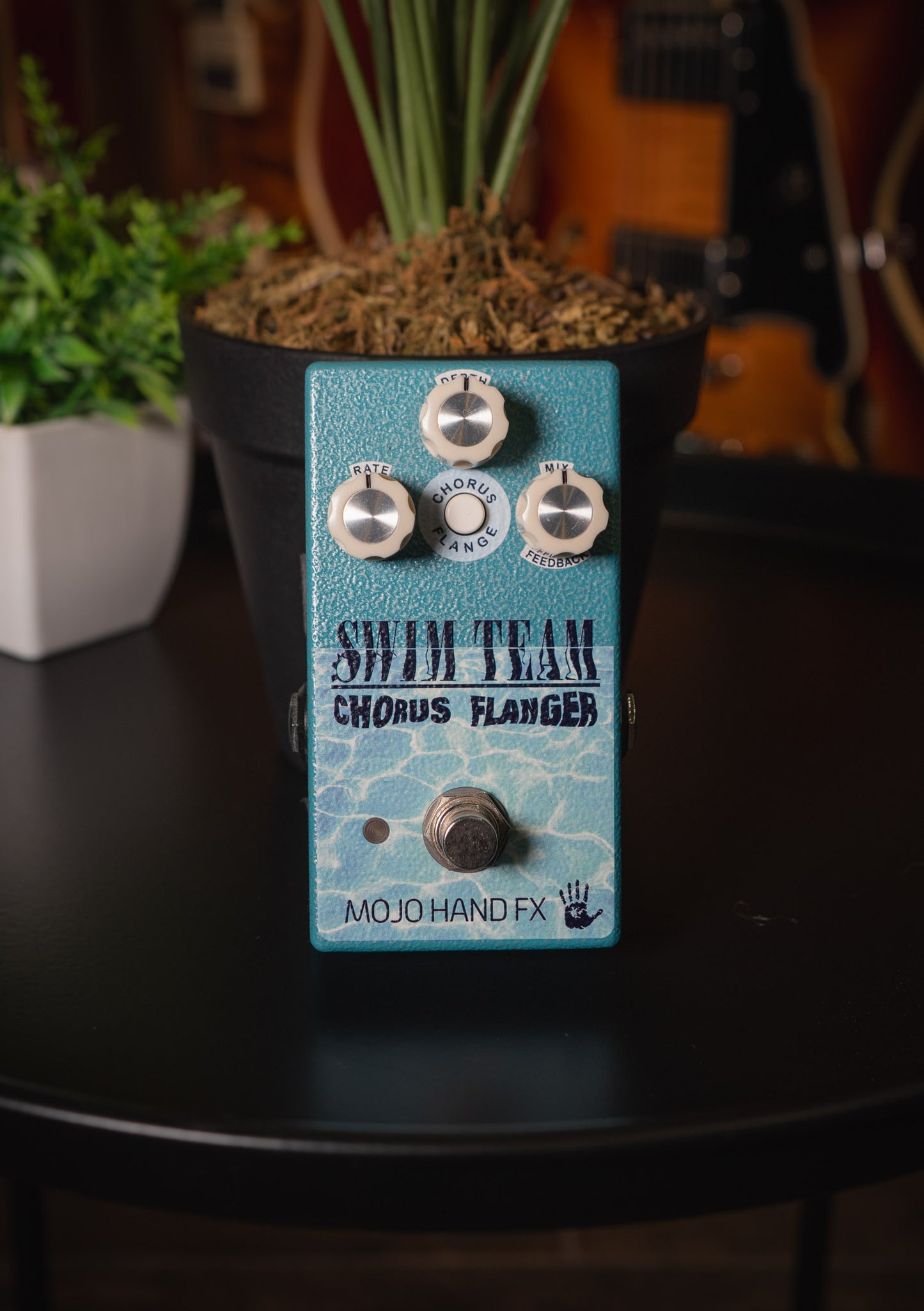 Pedal Mojo Hand FX Swim Team Chorus Flanger usado