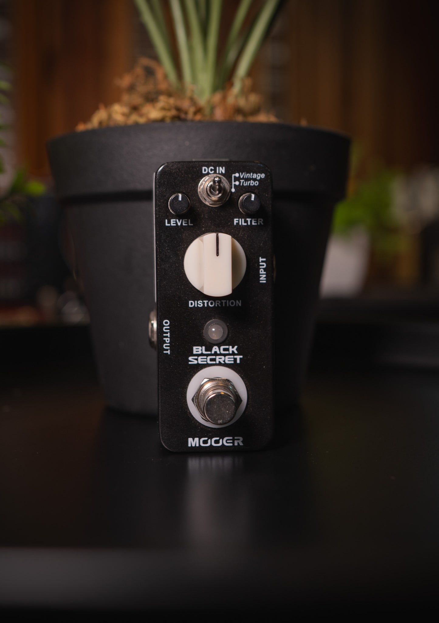Pedal Mooer Black Secret Micro Distortion usado