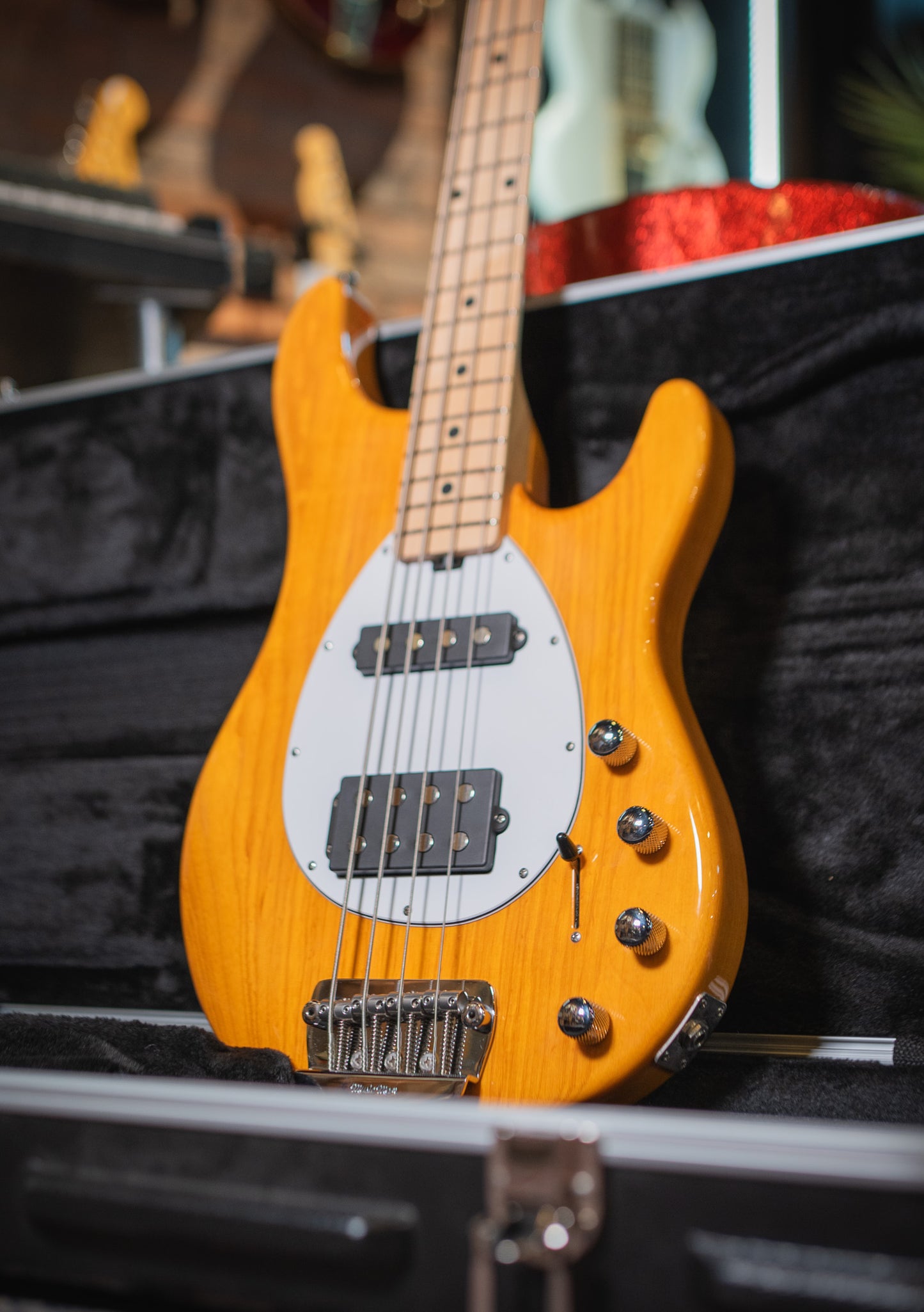 Musicman Sterling HS Bass usado año 2014 (incluye hardcase) - Bajo eléctrico