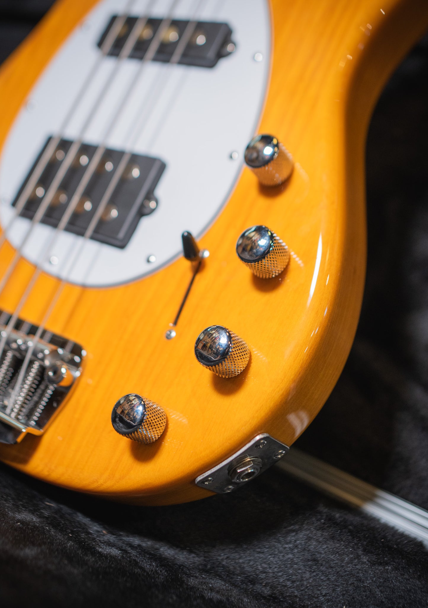 Musicman Sterling HS Bass usado año 2014 (incluye hardcase) - Bajo eléctrico