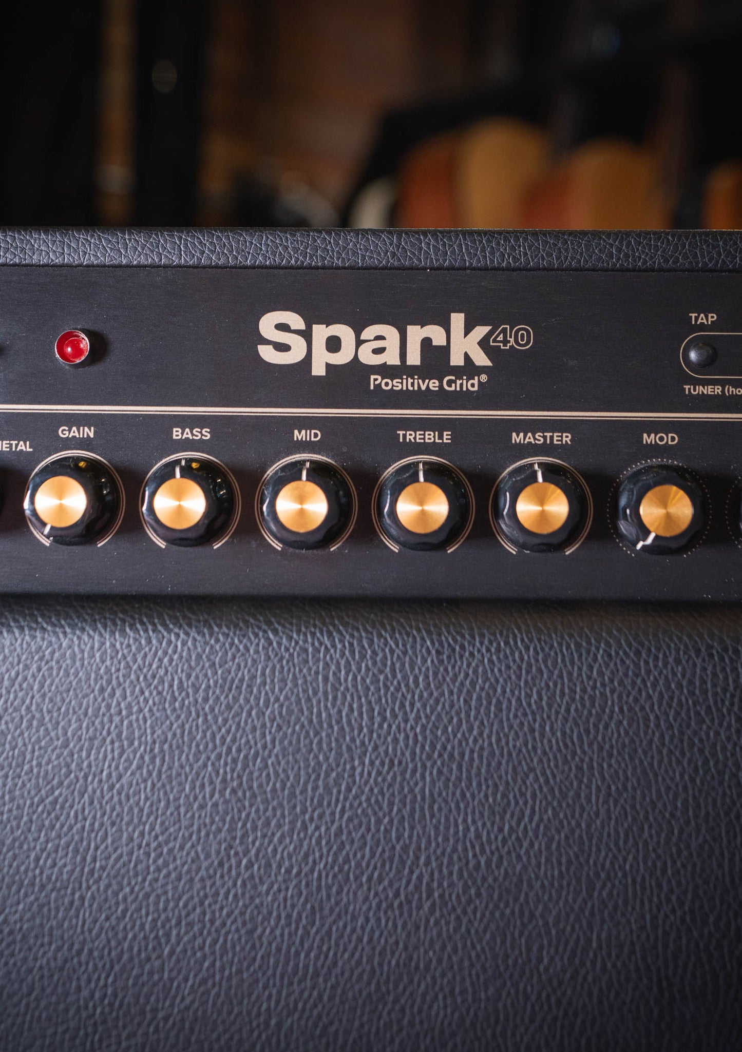 PositiveGrid Spark 40-Watt Smart Guitar Amp & Bluetooth® Speaker Black semi nuevo (incluye funda) - Amplificador de guitarra