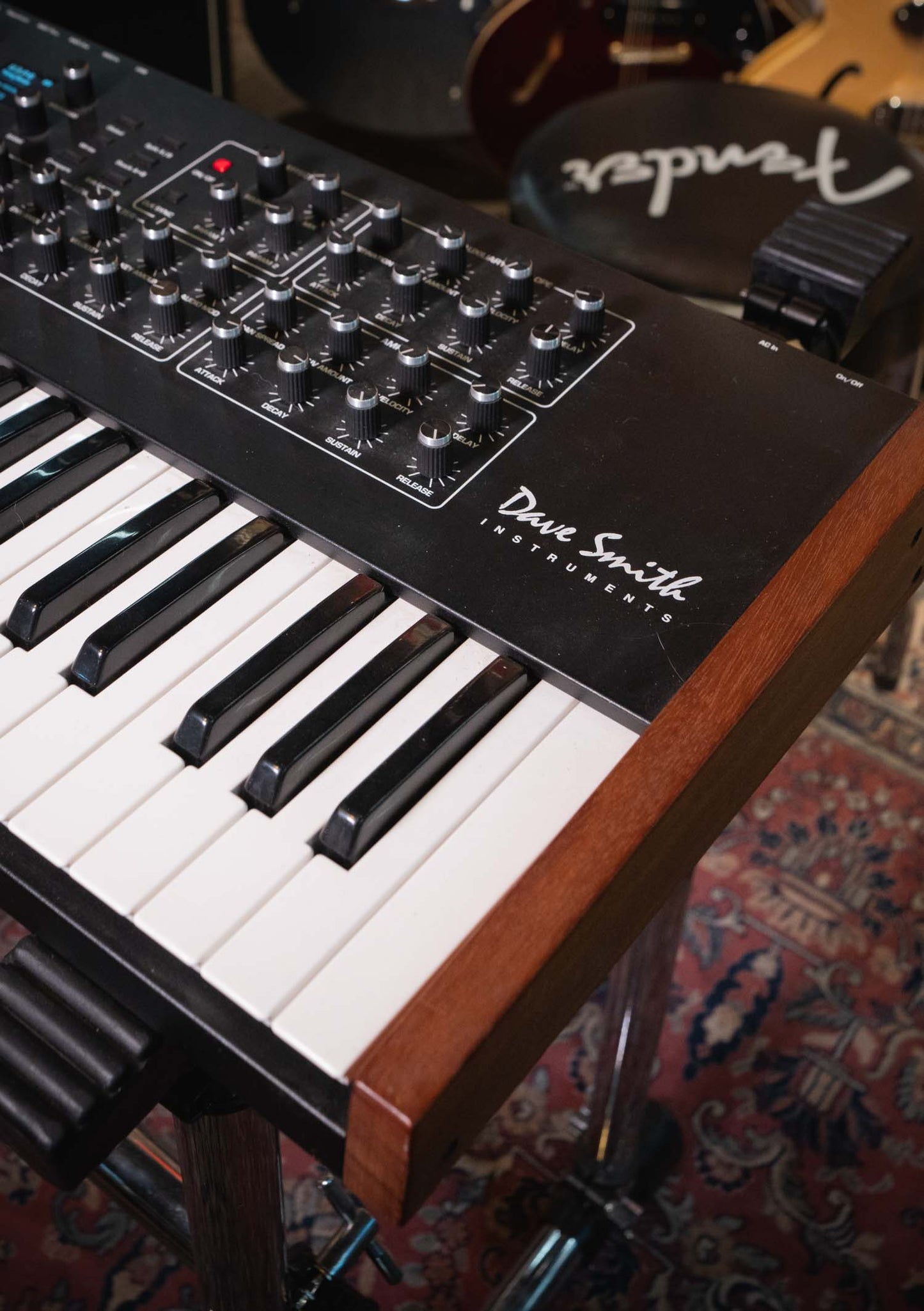 Prophet REV2 8 Voice Dave Smith