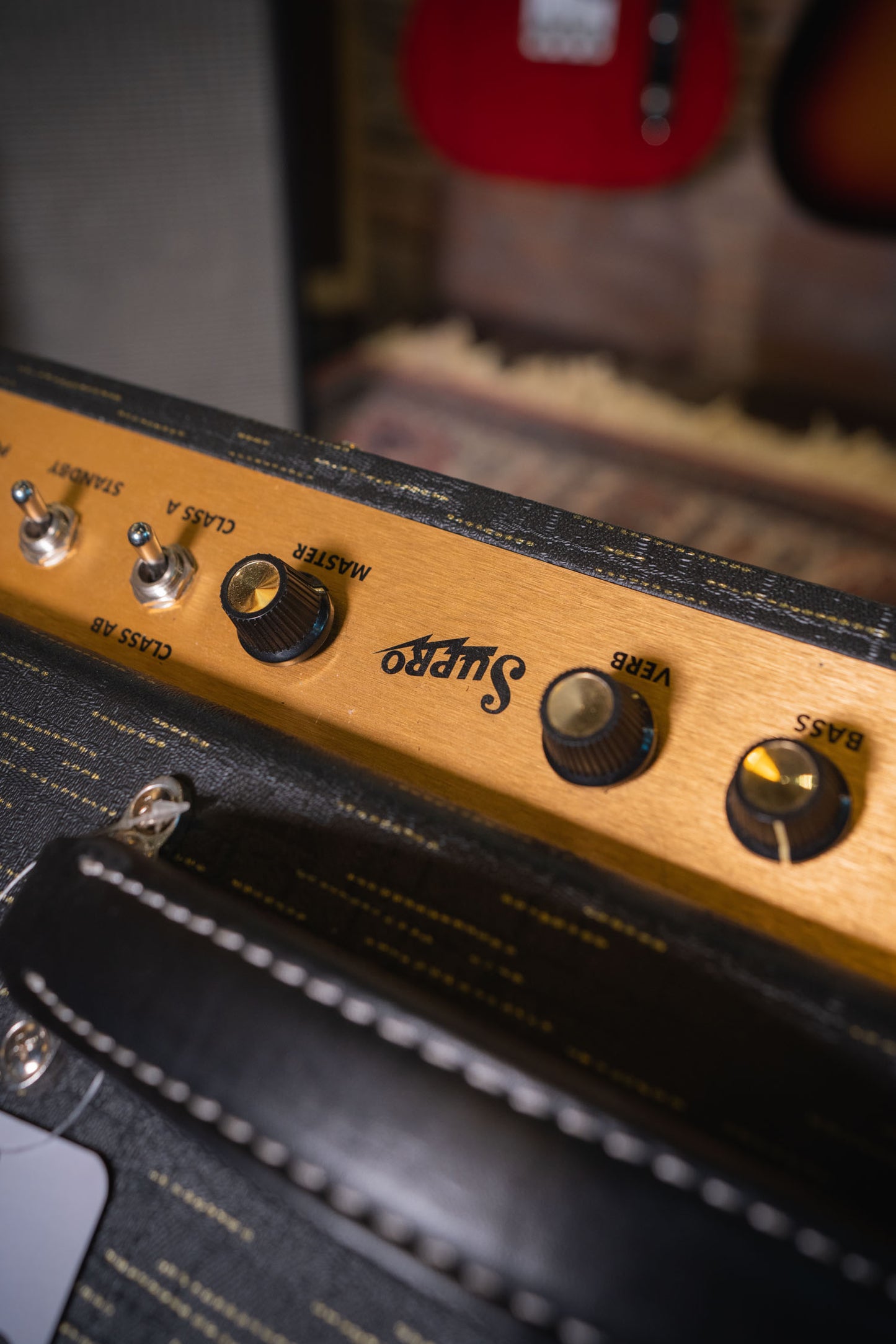 Supro Ambassador Custom 2x10 50 Watts Black usado - Amplificadores