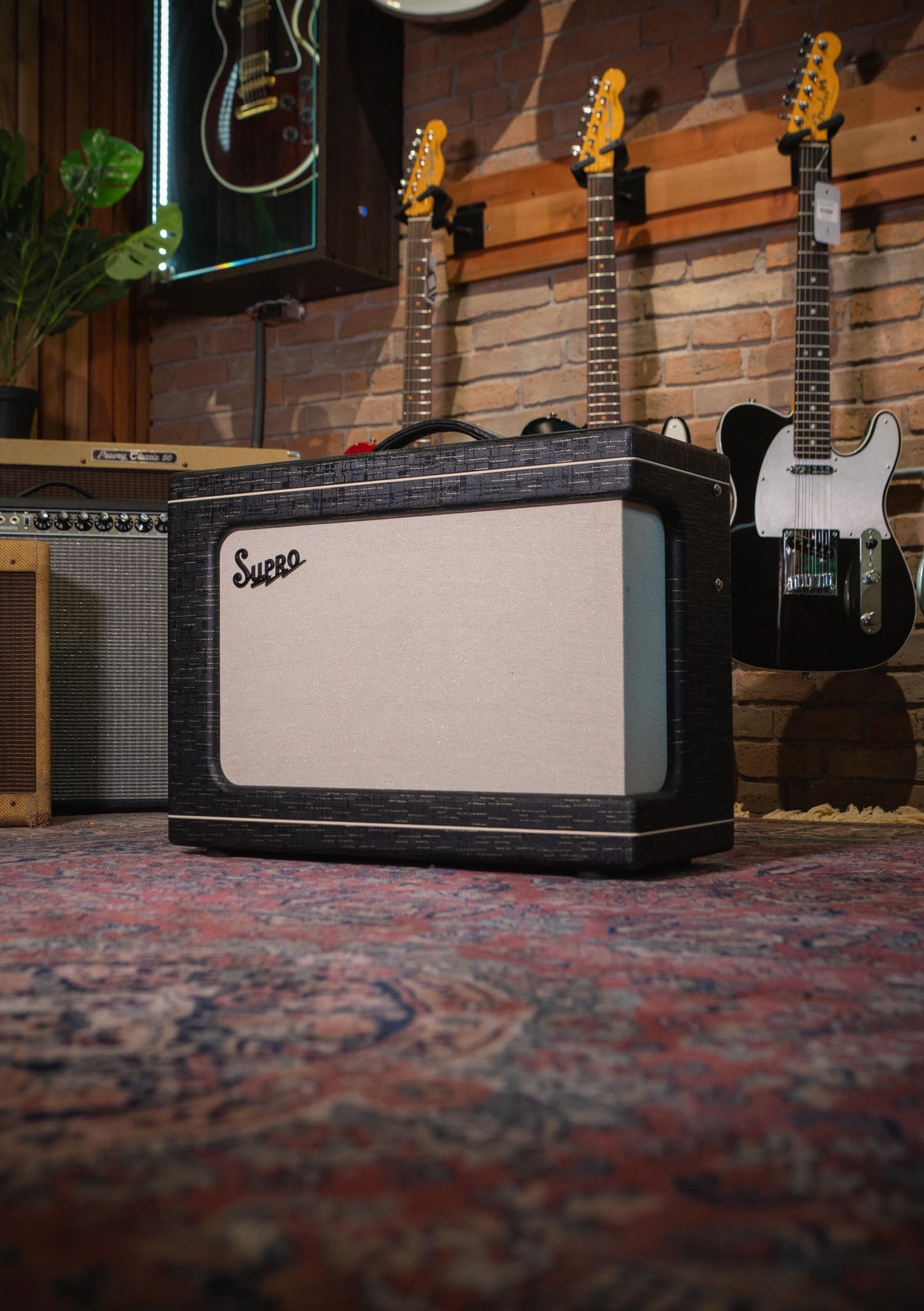 Supro Ambassador Custom 2x10 50 Watts Black usado - Amplificadores