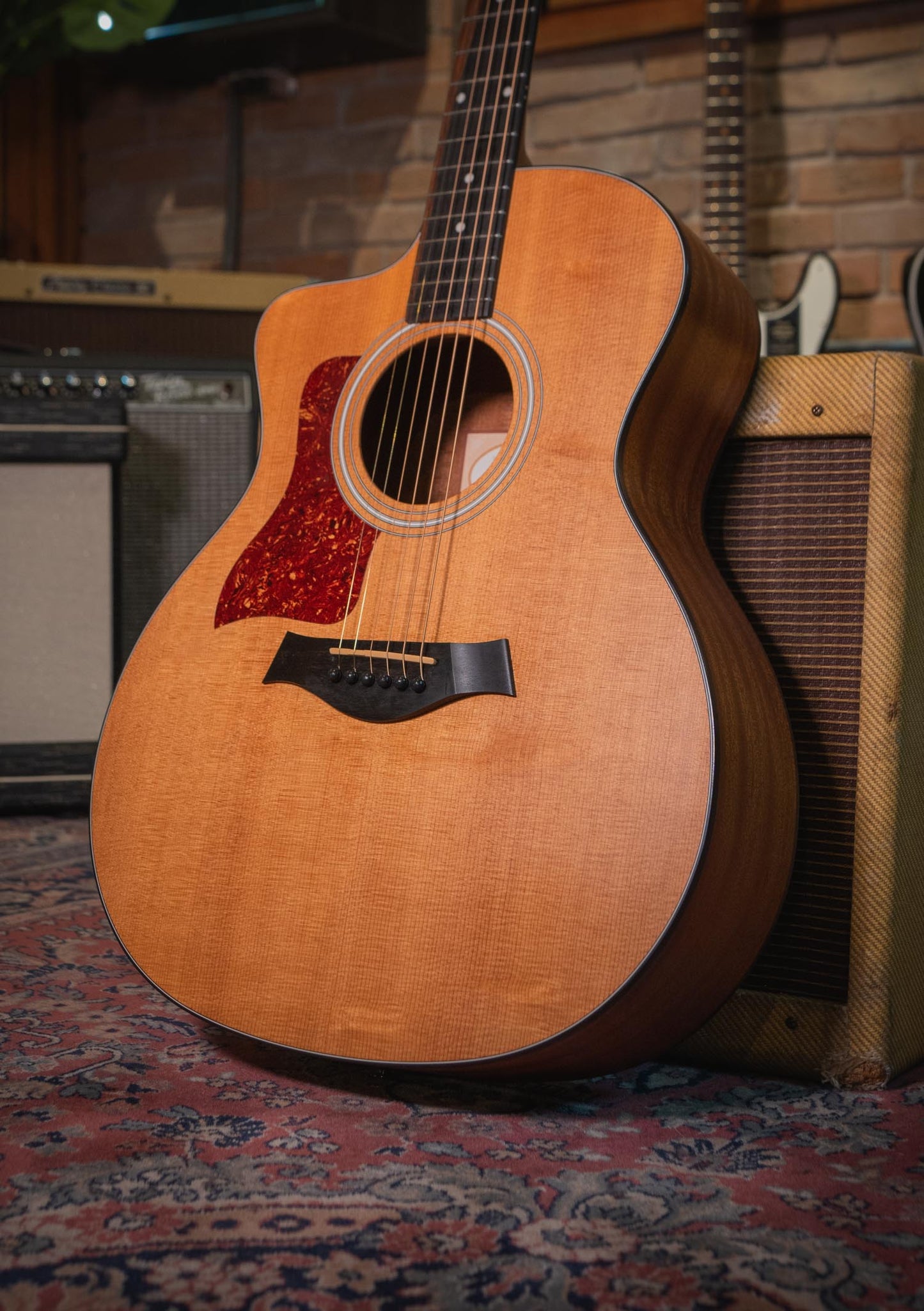 Taylor 114CE Grand Auditorium zurdo Natural usada año 2014 (incluye funda) - Guitarra electroacústica