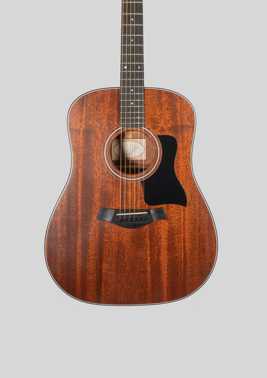 Taylor 320 acústica made in USA usada año 2013 incluye case Taylor - Guitarra acústica