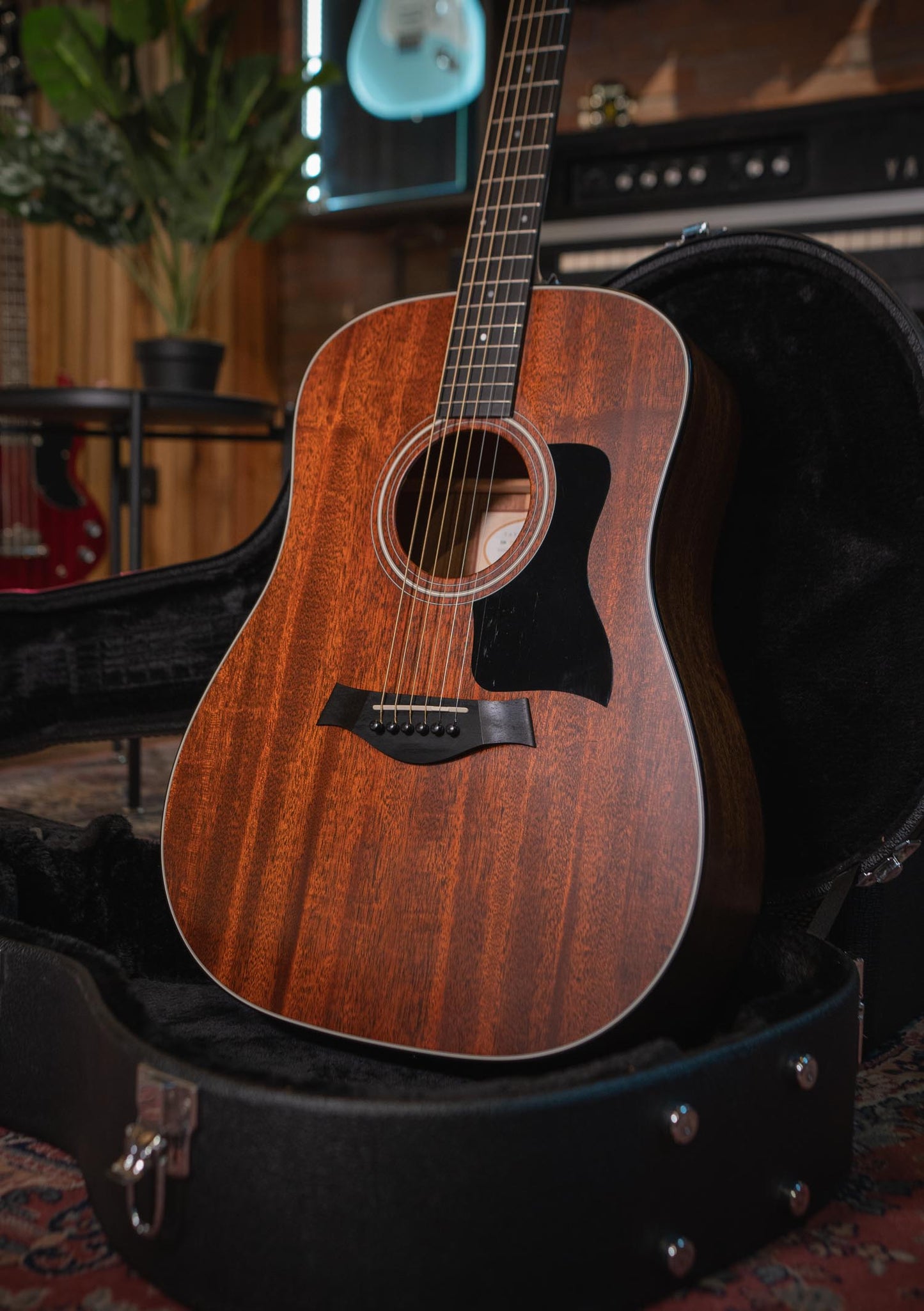 Taylor 320 acústica made in USA usada año 2013 incluye case Taylor - Guitarra acústica