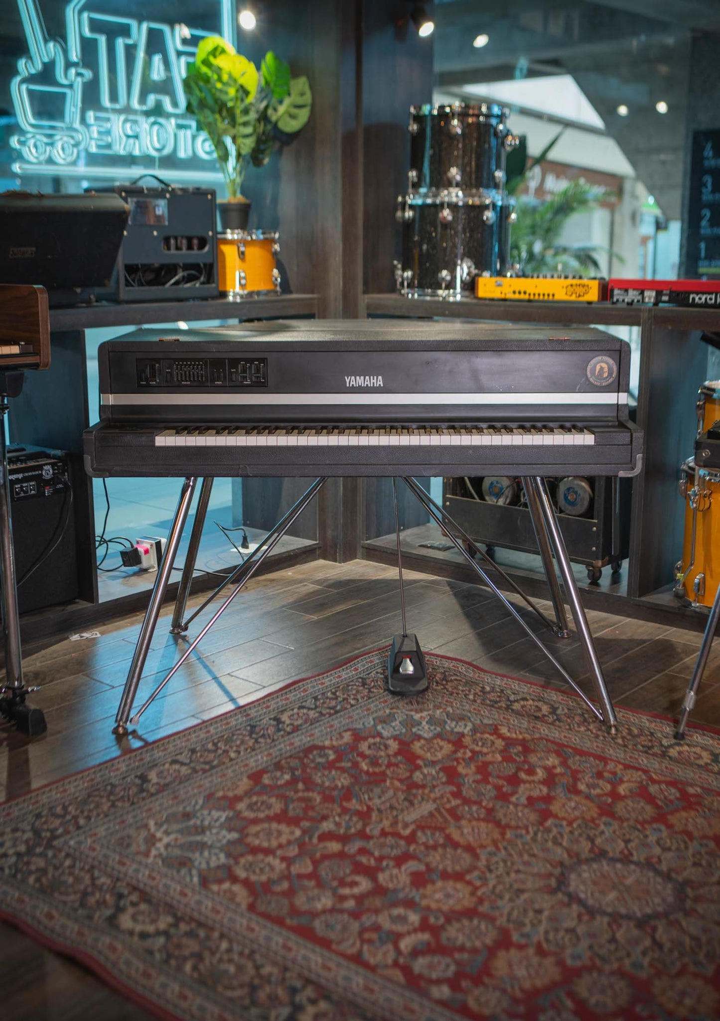 Piano electrico Yamaha CP70M años 1985-1986