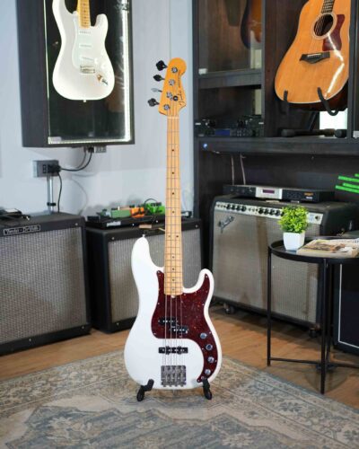 Fender American Ultra Precision Bass Arctic Pearl Usado Año 2020 Incluye Case Sn Us19104163 1