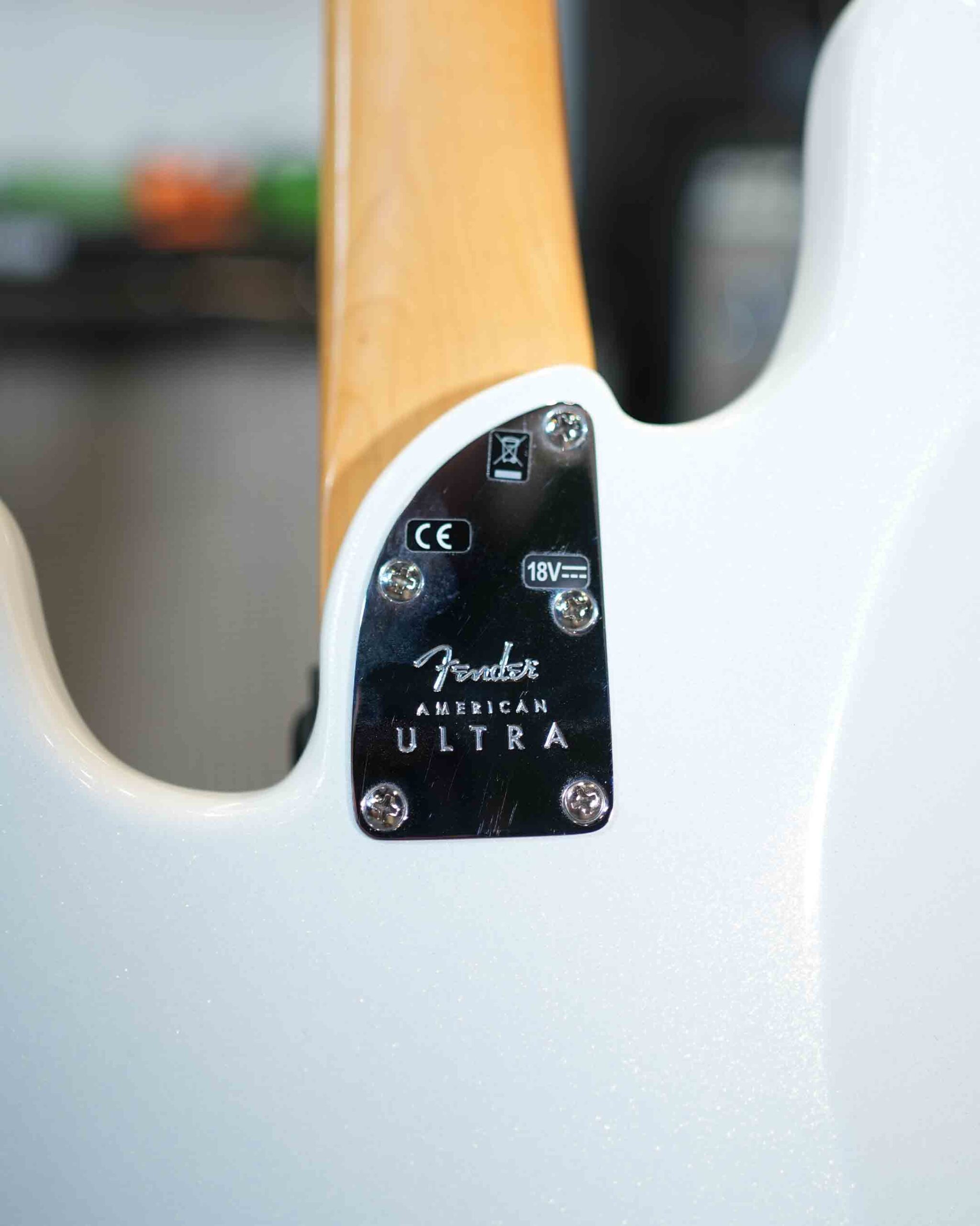 Fender American Ultra Precision Bass Arctic Pearl Usado Año 2020 Incluye Case Sn Us19104163 7