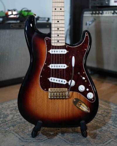 Fender Deluxe Players Stratocaster 3 Color Sunburst Usada Año 2015 Incluye Case Sn Mx151374 5